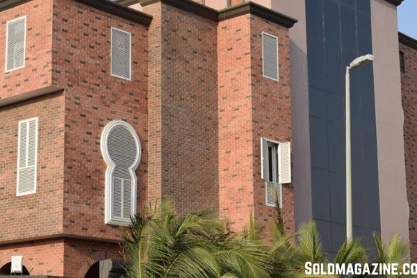 External brick slips