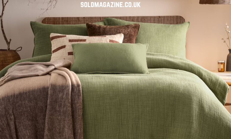 Laura Ashley Wallpaper offers